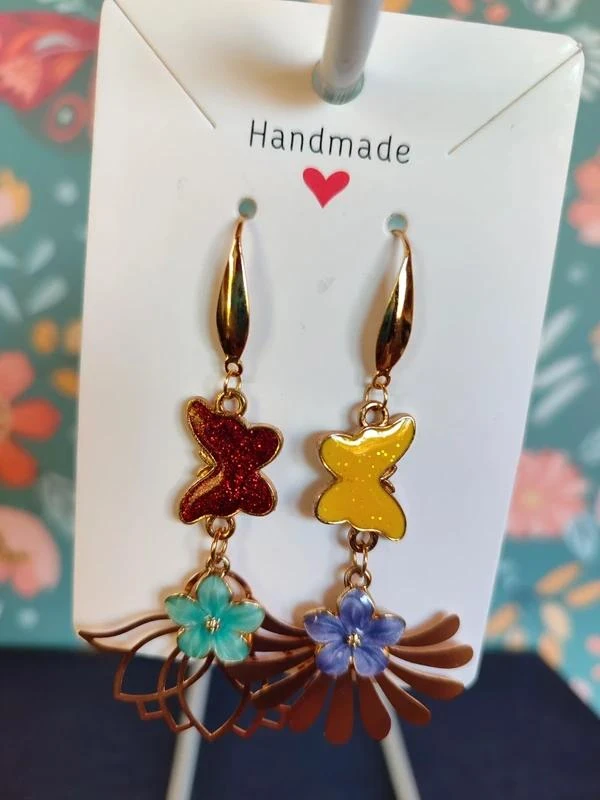 Boucles d'oreilles originales colorées
